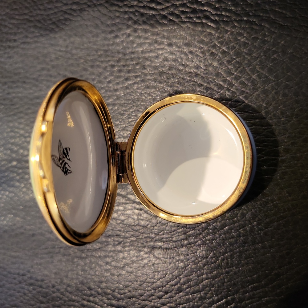 Staffordshire Enamel Hand Painted in the Old Bilston Battery Tradition P… - Picture 7 of 10